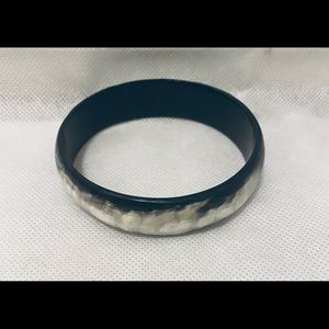 African style bone bracelet in black & white